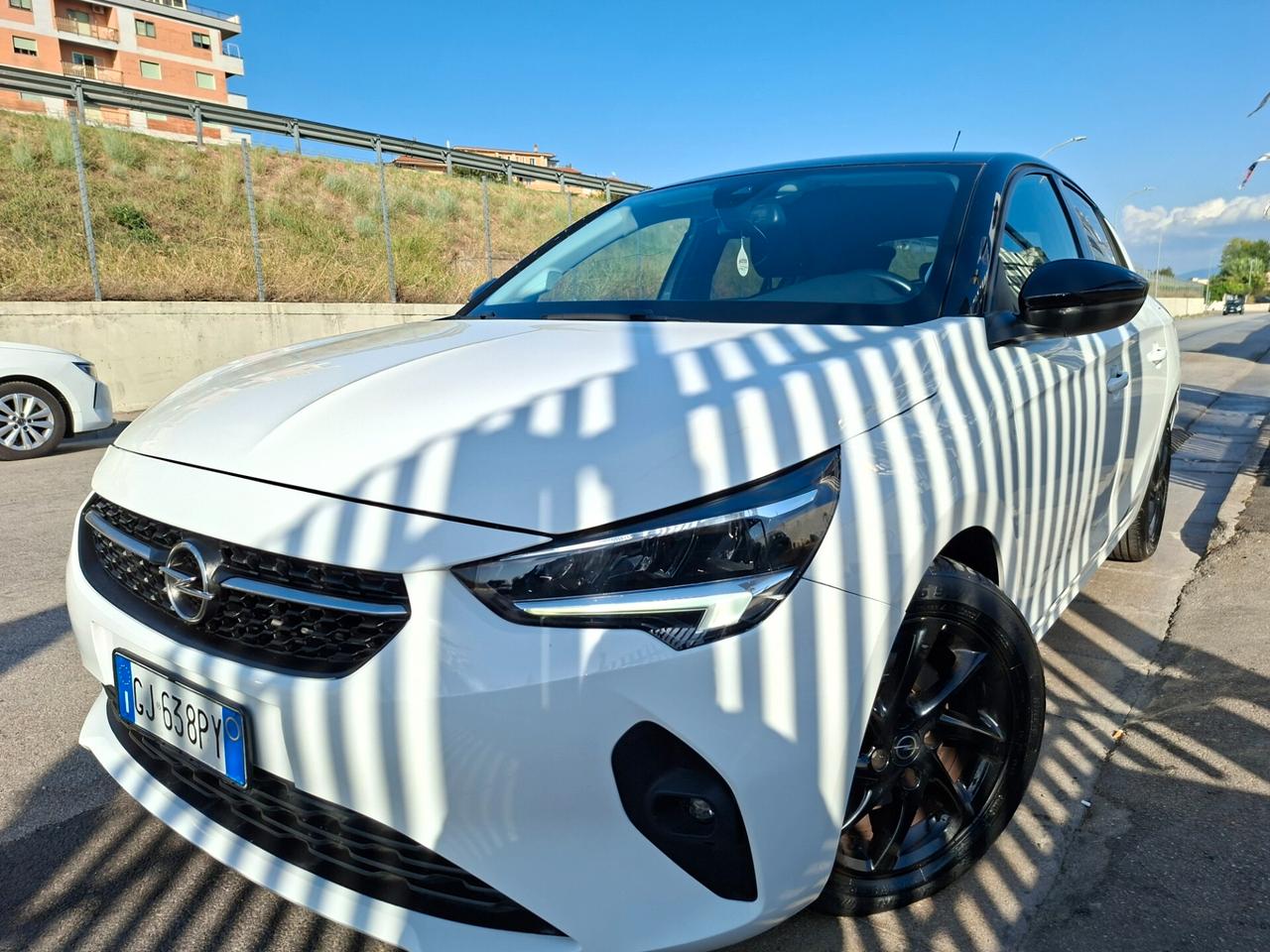 Opel Corsa 1.2 100 CV Design & Tech