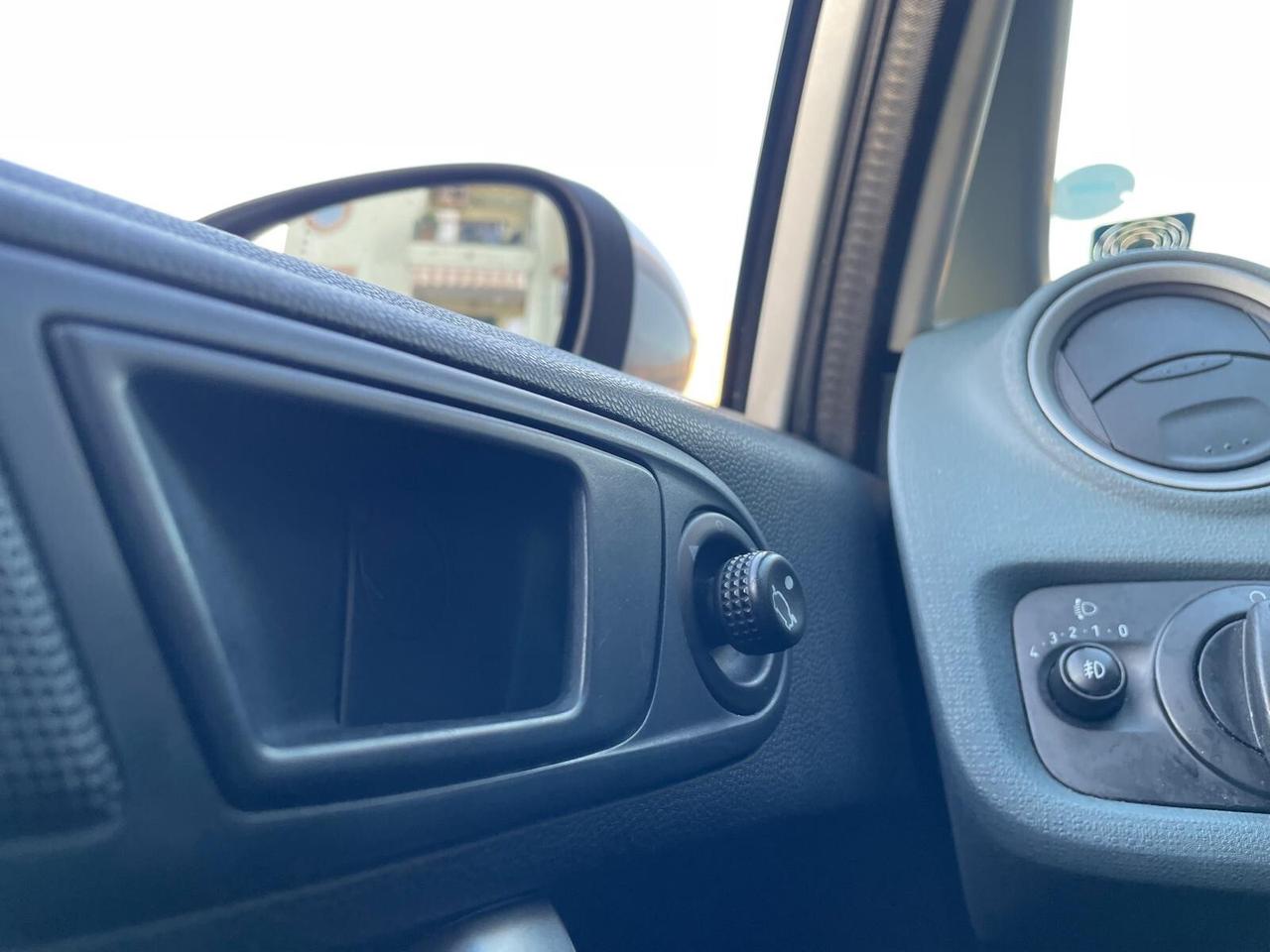 Ford Fiesta 1.2 82 CV 5 porte Titanium