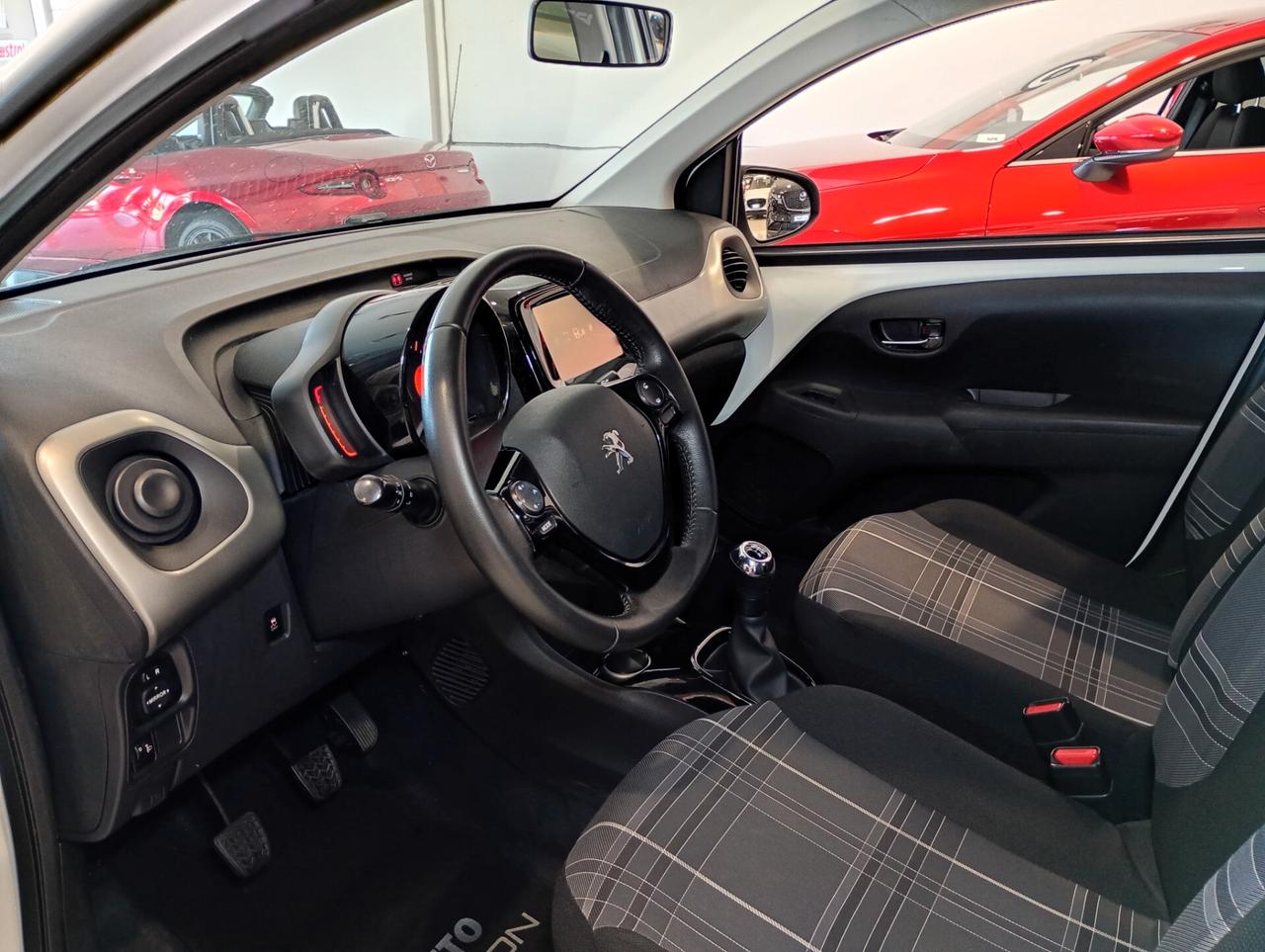 Peugeot 108 VTi 68 5 porte Allure