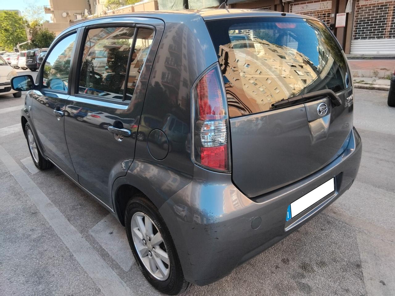 DAIHATSU SIRION 2010 CLIMA RADIO PERFETTA