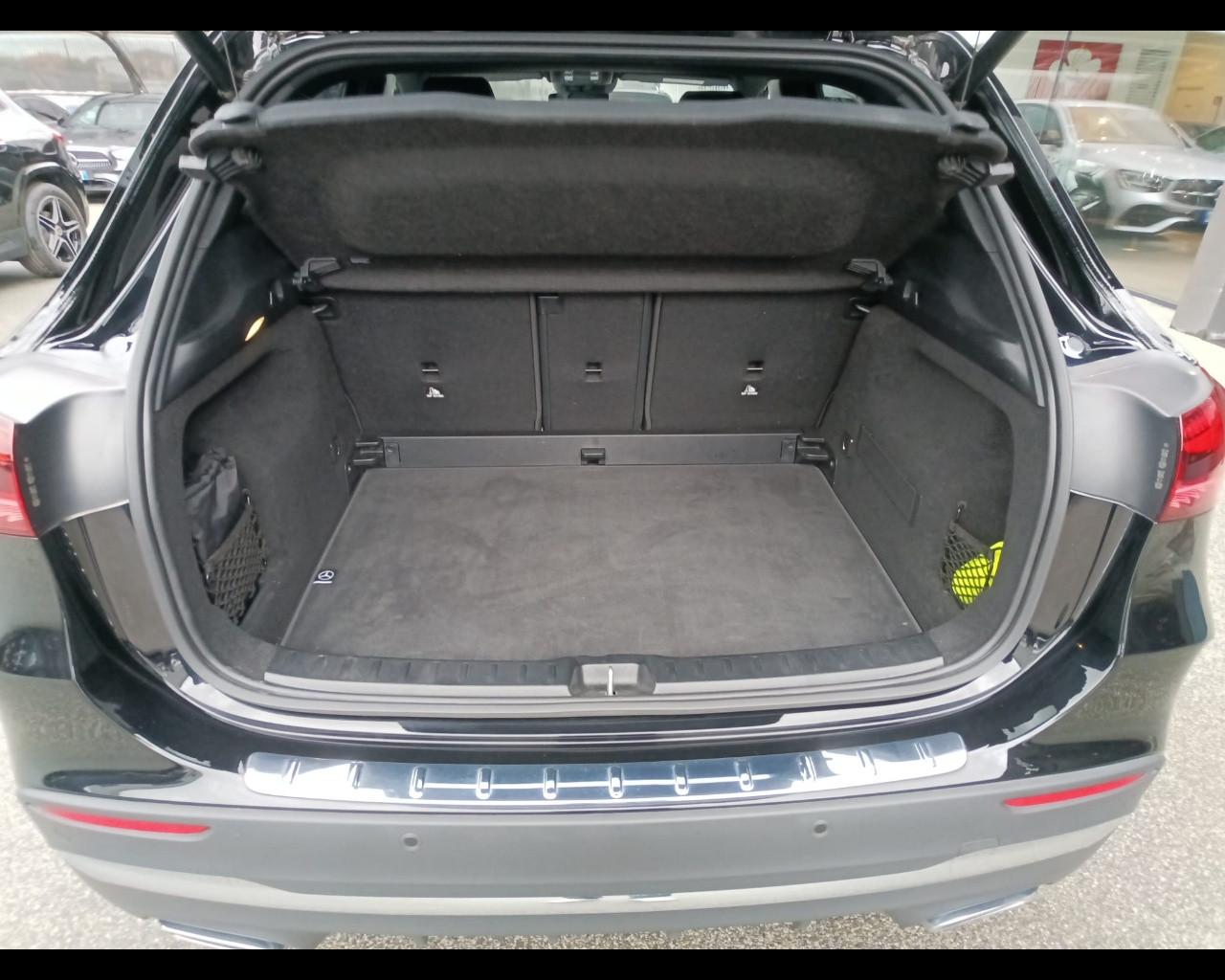 Mercedes-Benz GLA-H247 2023 - GLA 180 d AMG Line Advanced Plus auto