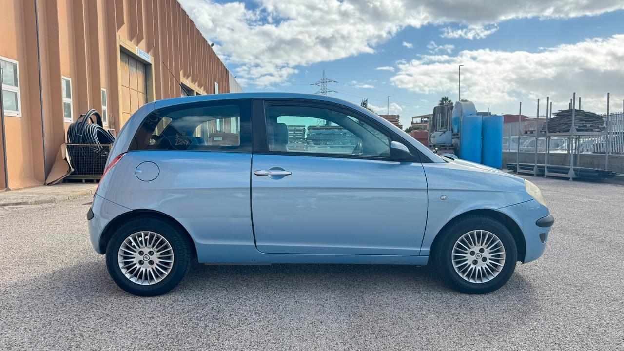 Lancia Ypsilon 1.2 benzina 60cv - 2006
