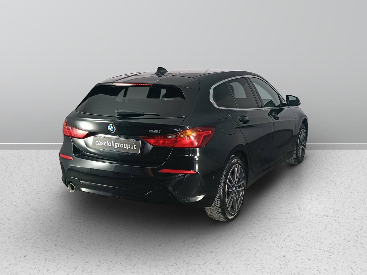 BMW Serie 1 F40 - 118i Business Advantage 140cv auto