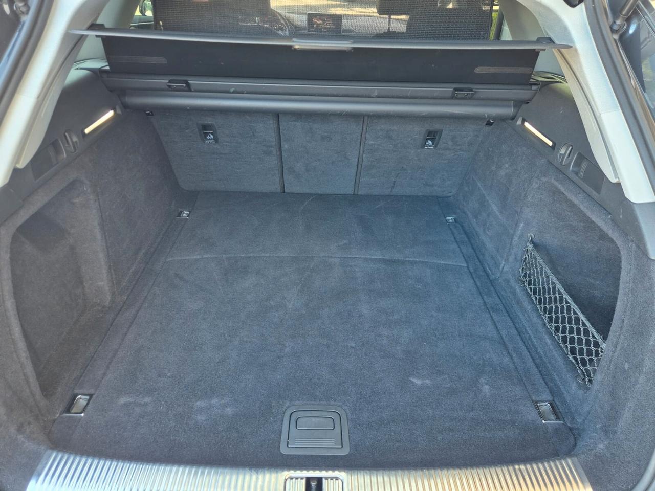 Audi A4 Avant 40 TDI S tronic line edition