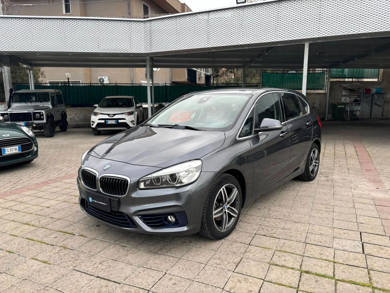 BMW 216 - 2015