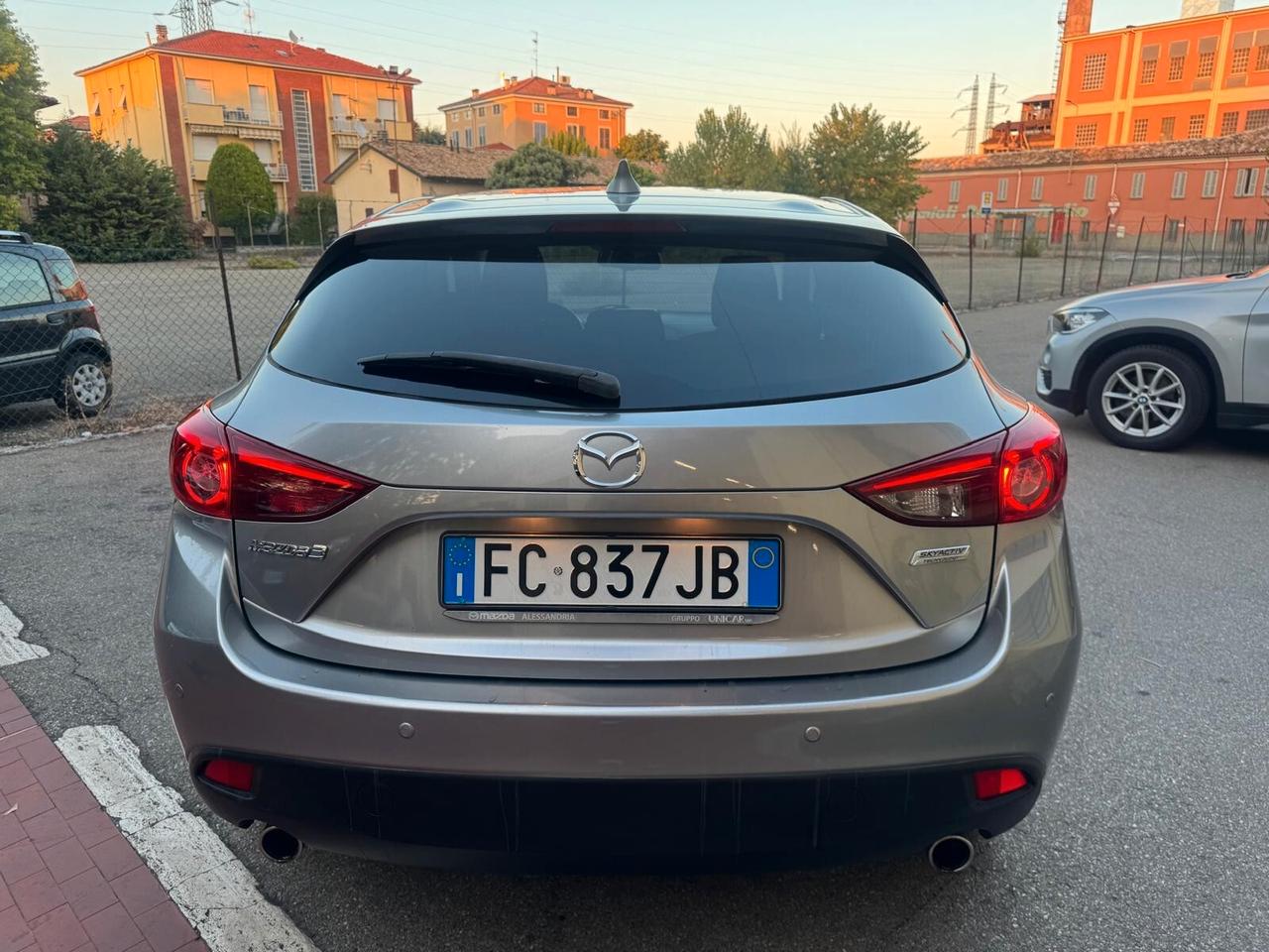 Mazda 3 2016 2.2 Diesel Skyactiv-D Exceed