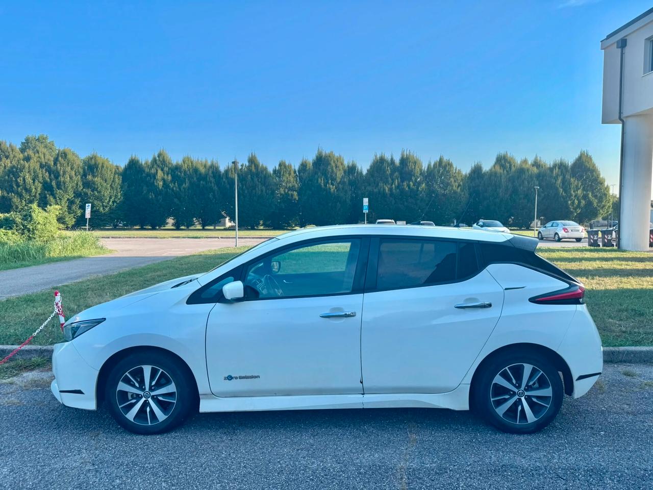 Nissan Leaf Visia Plus