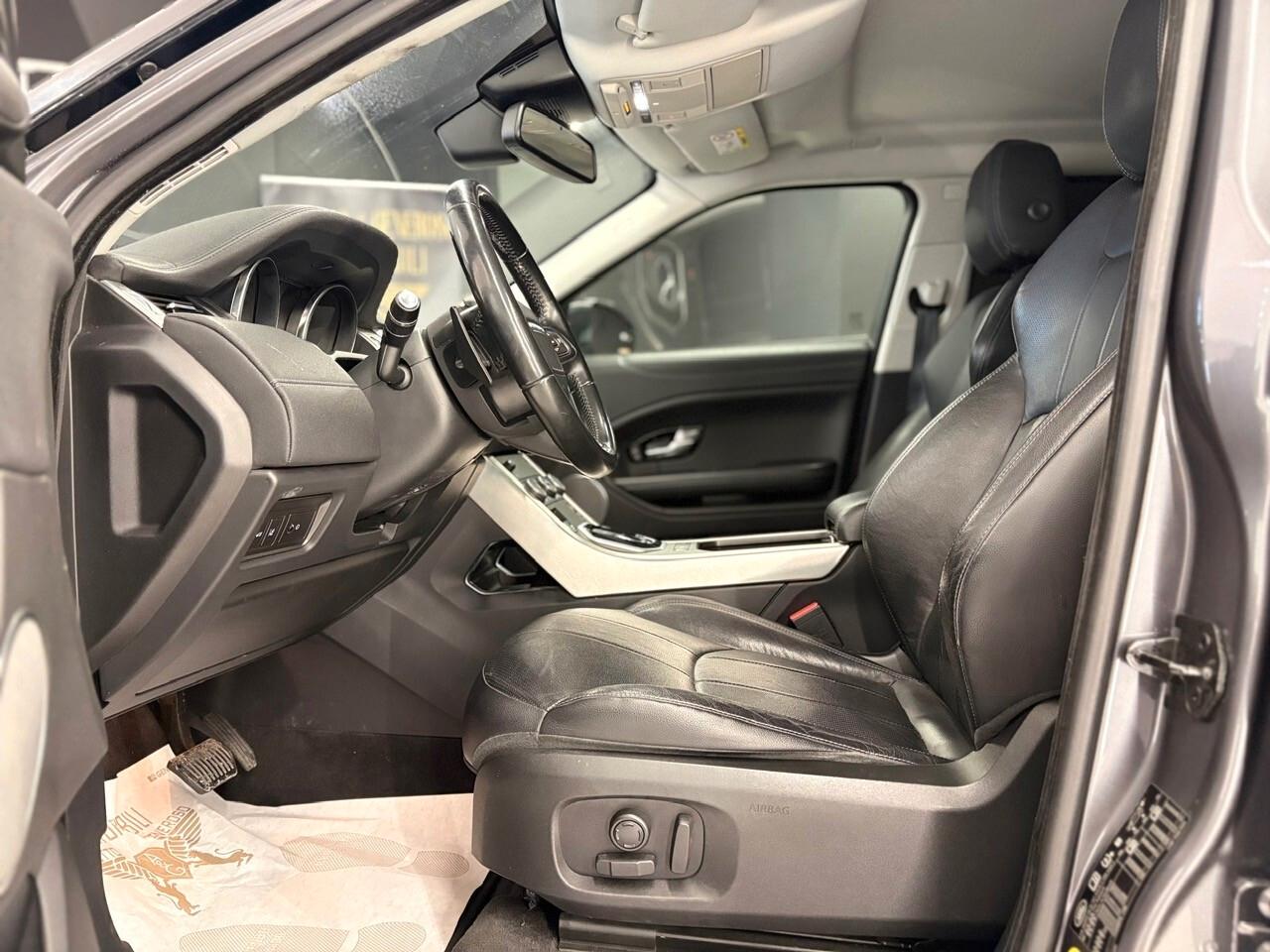 Land Rover Range Evoque 2.0 TD4 180 CV 5p. SE Dynamic