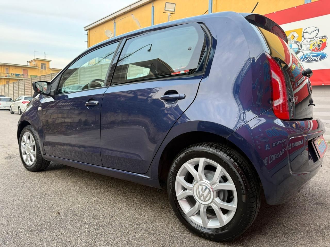 Volkswagen up! 1.0 5p. 75cv BlueMotion ASG - 2016