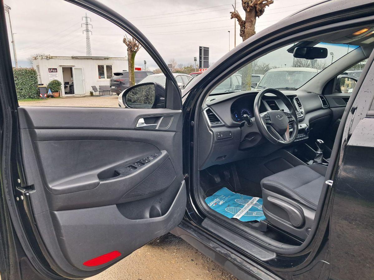HYUNDAI - Tucson - 1.7 CRDi XPossible