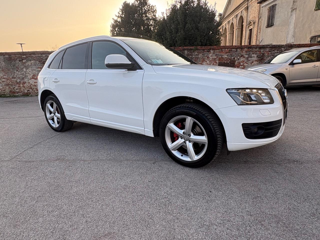 Audi.Q5 .3.0 tdi v6 S line quattro pronta al uso