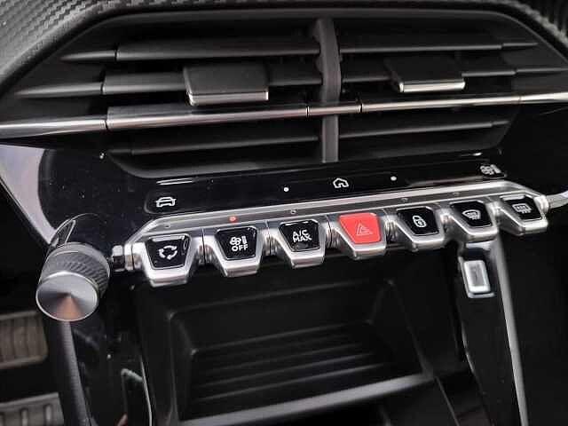 Peugeot 208 Hybrid 110 e-DCS6 Style KM Ø