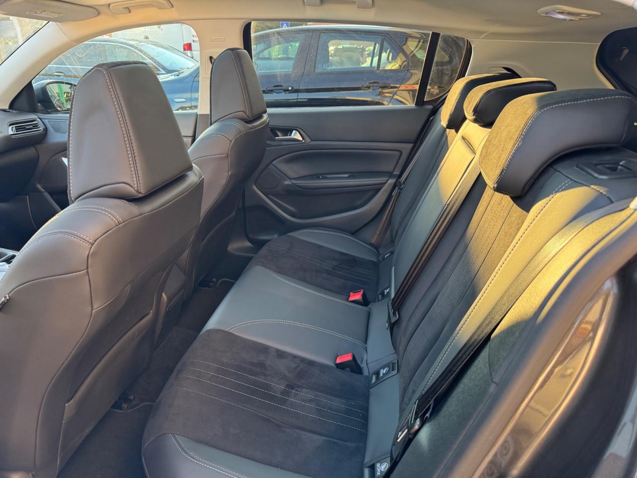 Peugeot 308 BlueHDi 150 S&S Allure