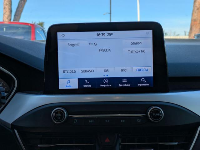 FORD Focus 1.5cc 120cv LANE ASSIST NAVI CRUISE CONTROL