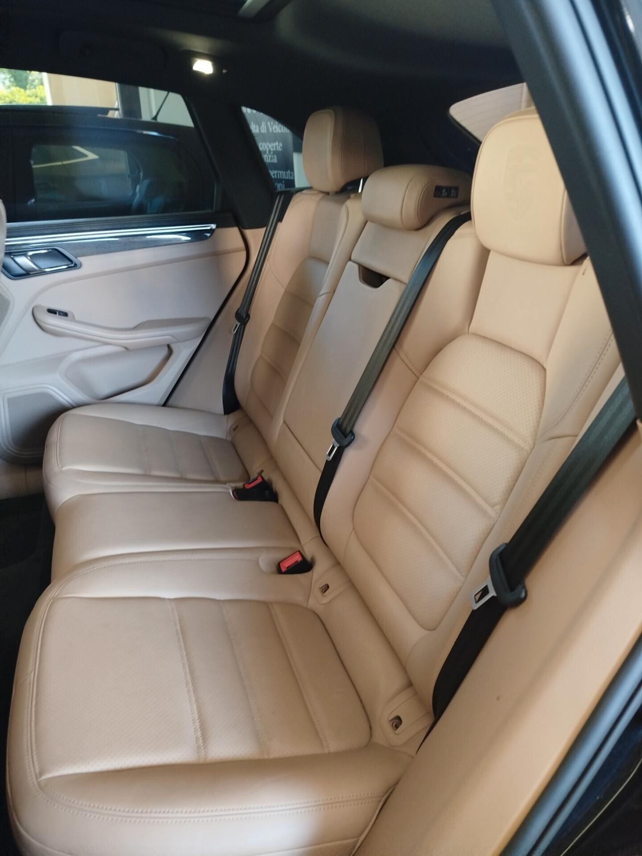 Porsche Macan 2.0