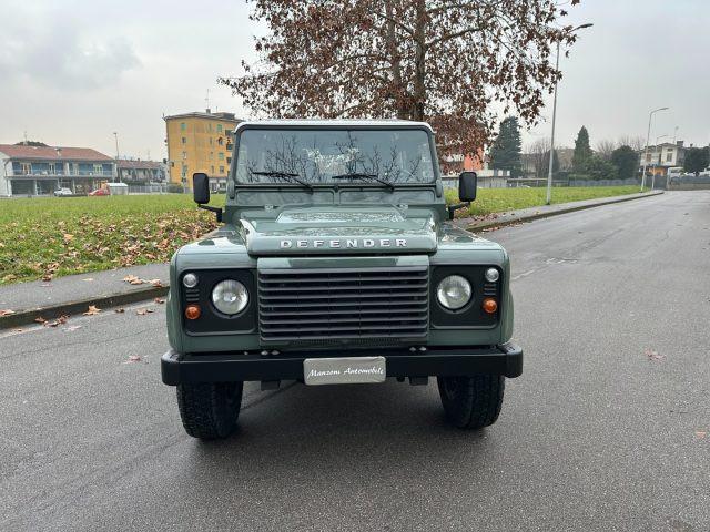 LAND ROVER Defender 90 2.2 TD4 Station Wagon NEOPATENTATI