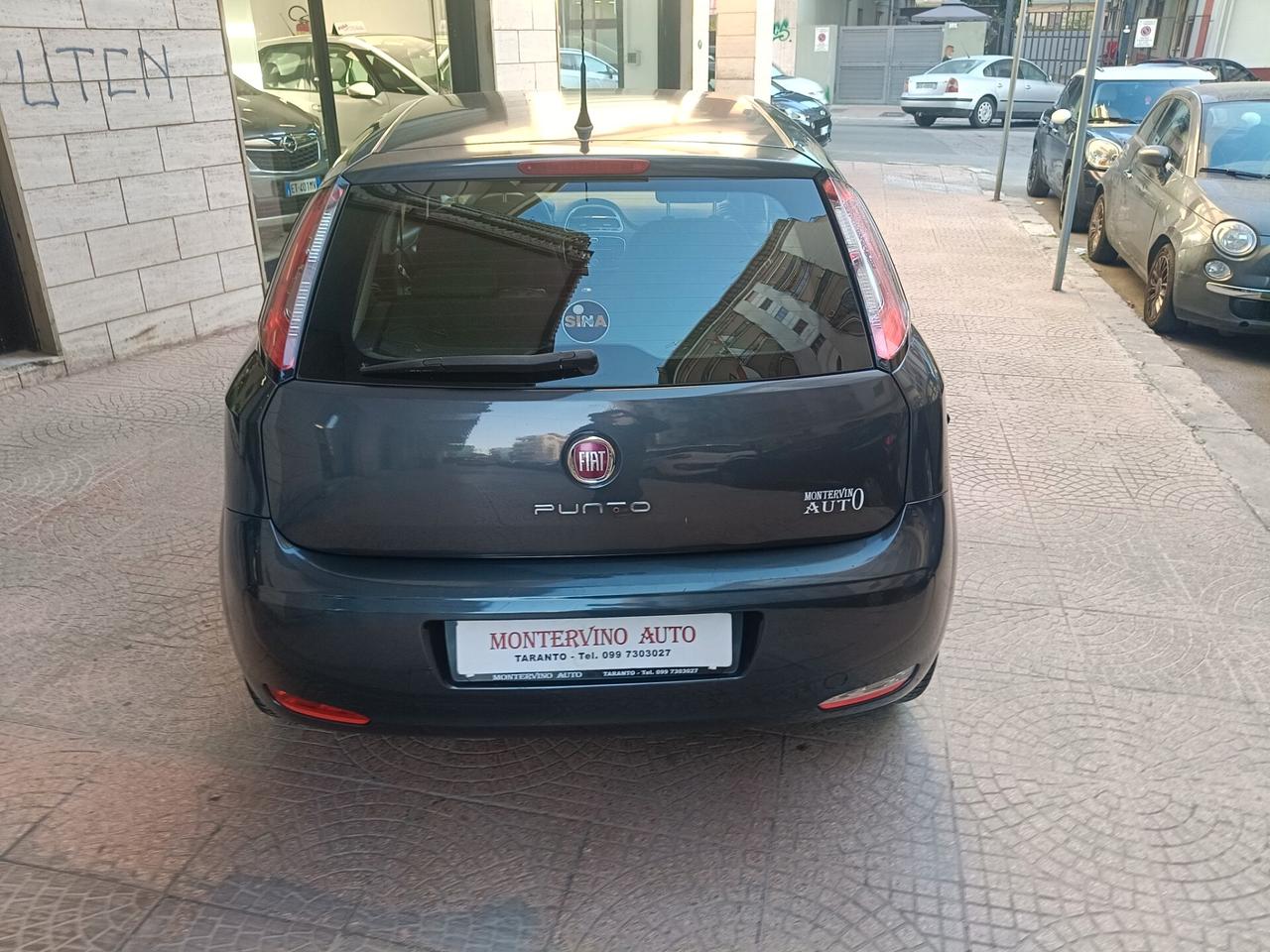 FIAT PUNTO 1.2 5PORTE-2013-NEOPATENTATI-Euro5490