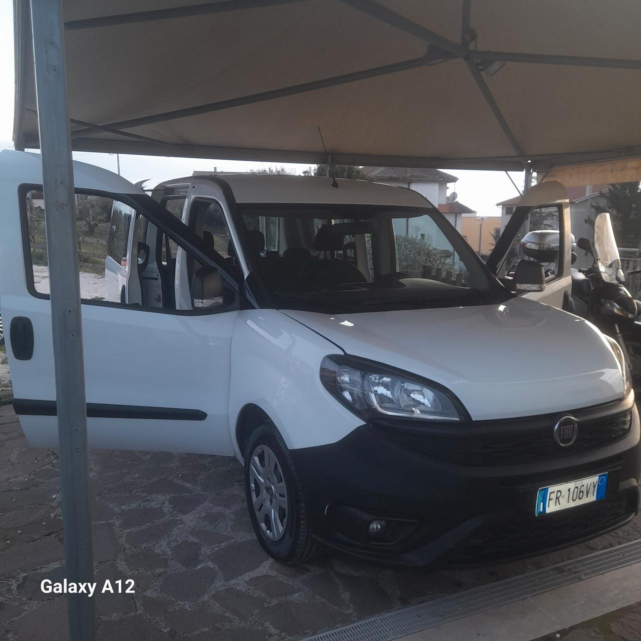 Fiat Doblo 5 posti autocarro 1.3 MJT PC Combi N1 SX