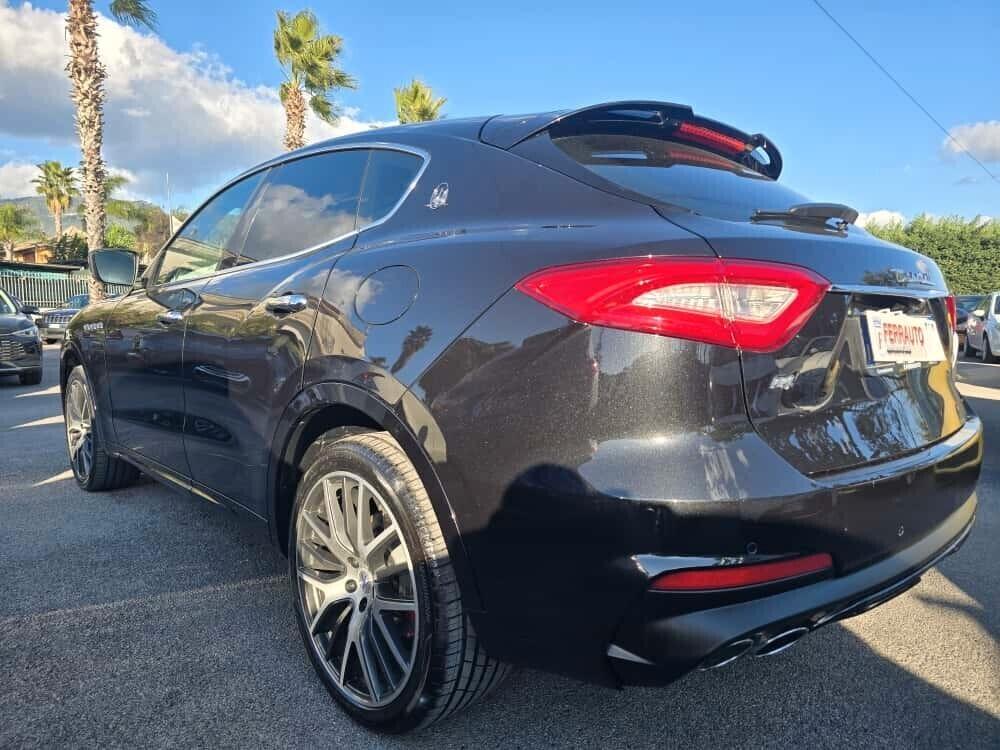 MASERATI LEVANTE 250CV V6 DIESEL AWD GRANSPORT