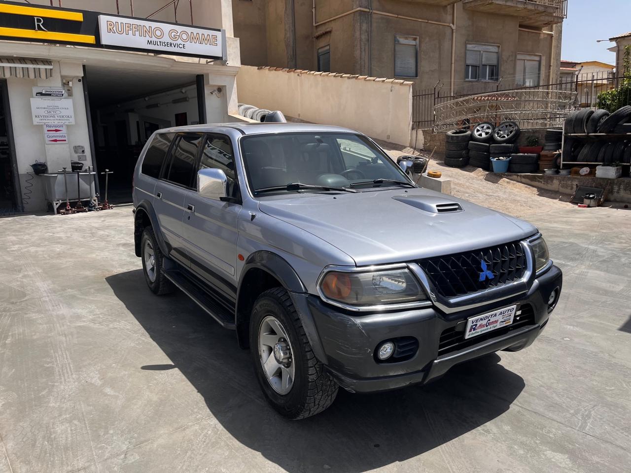 Mitsubishi Pajero Sport Pajero Sport 2.5 TDI GLS