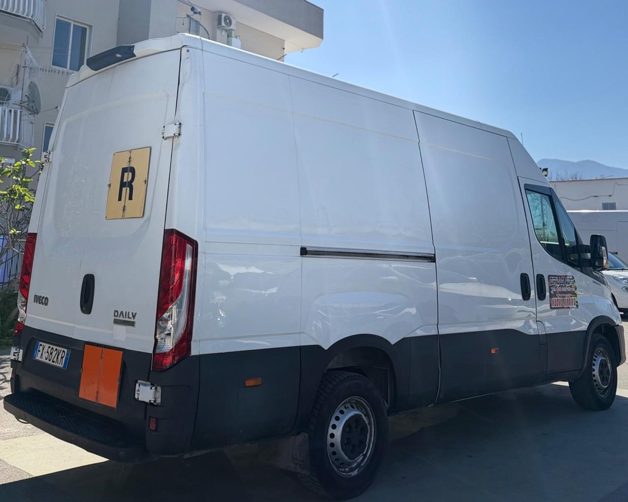 Iveco Daily 35S14 2.3 Diesel Automatico 136 Cv