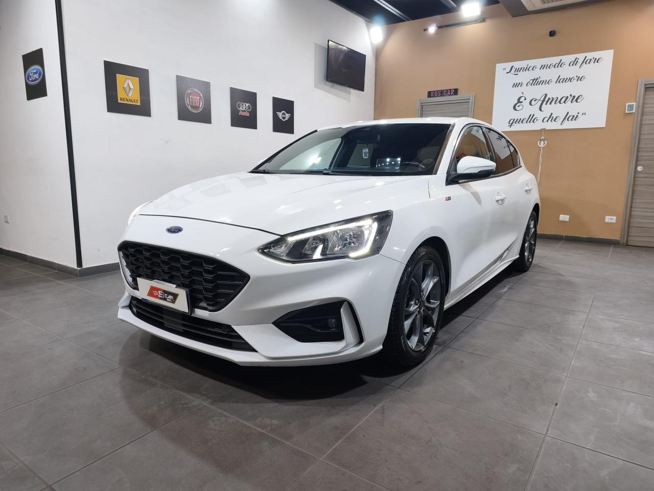 Ford Focus 1.5 TDCi 120 CV ST Line