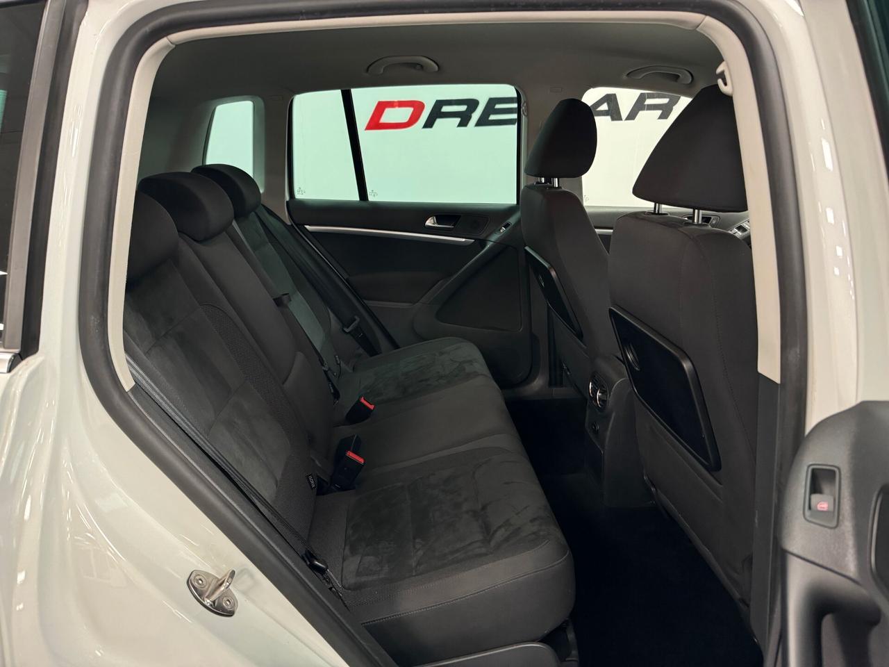 Volkswagen Tiguan 2.0 TDI 140 CV Sport & Style 130.000 KM UNIPROP