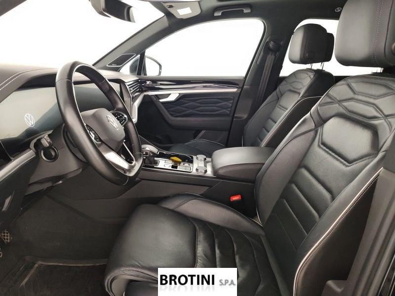 Volkswagen Touareg 3.0 V6 TDI SCR 210kW R-Line
