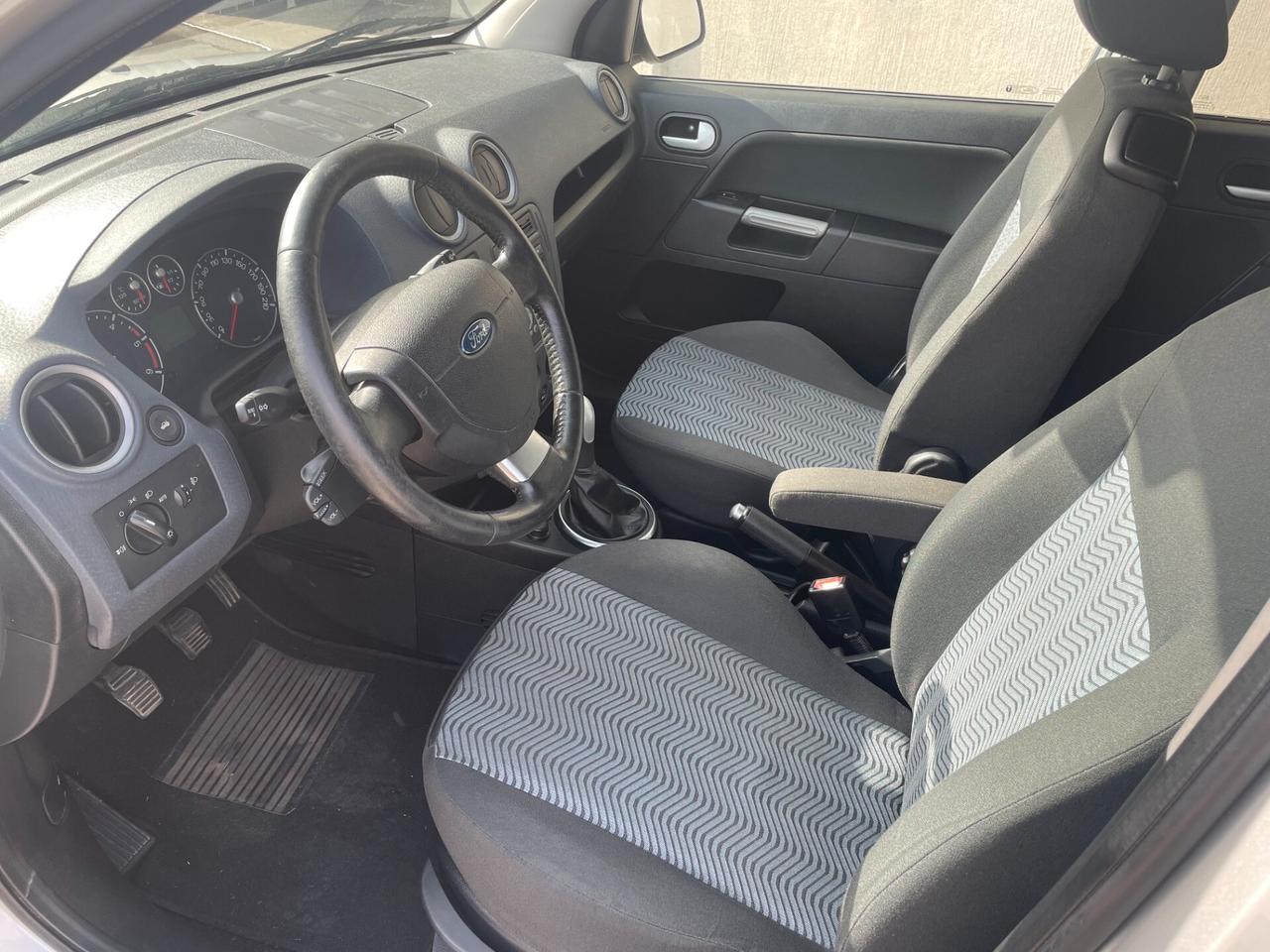 FORD FUSION 1.4 TDCi 68 CV COLLECTION (DISTRIBUZIONE FATTA)