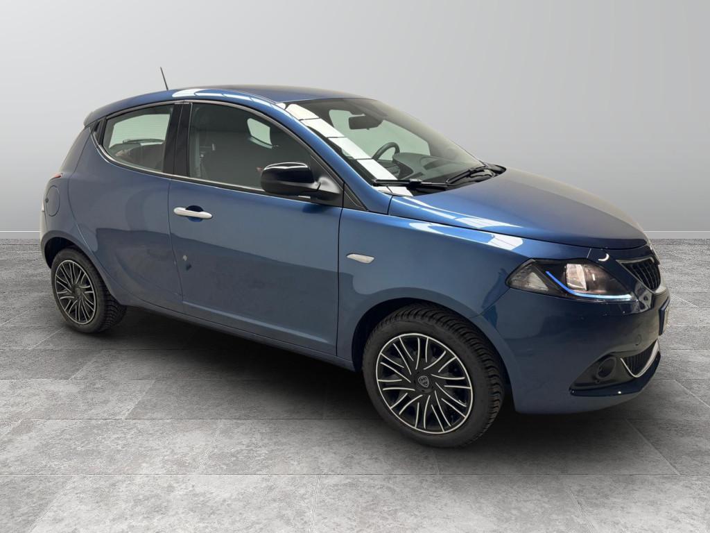 LANCIA Ypsilon III 2021 - Ypsilon 1.0 firefly hybrid Gold s&s 70cv