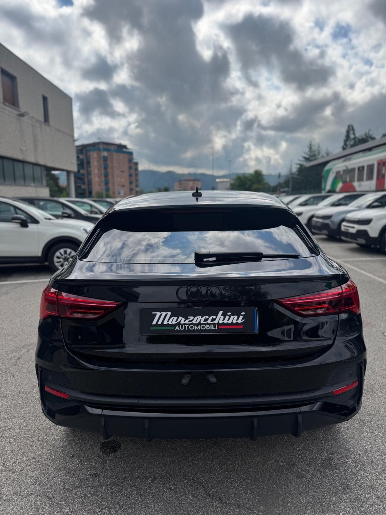 AUDI Q3 SPORTBACK 45 TFSI S TRONIC TOTAL BLACK