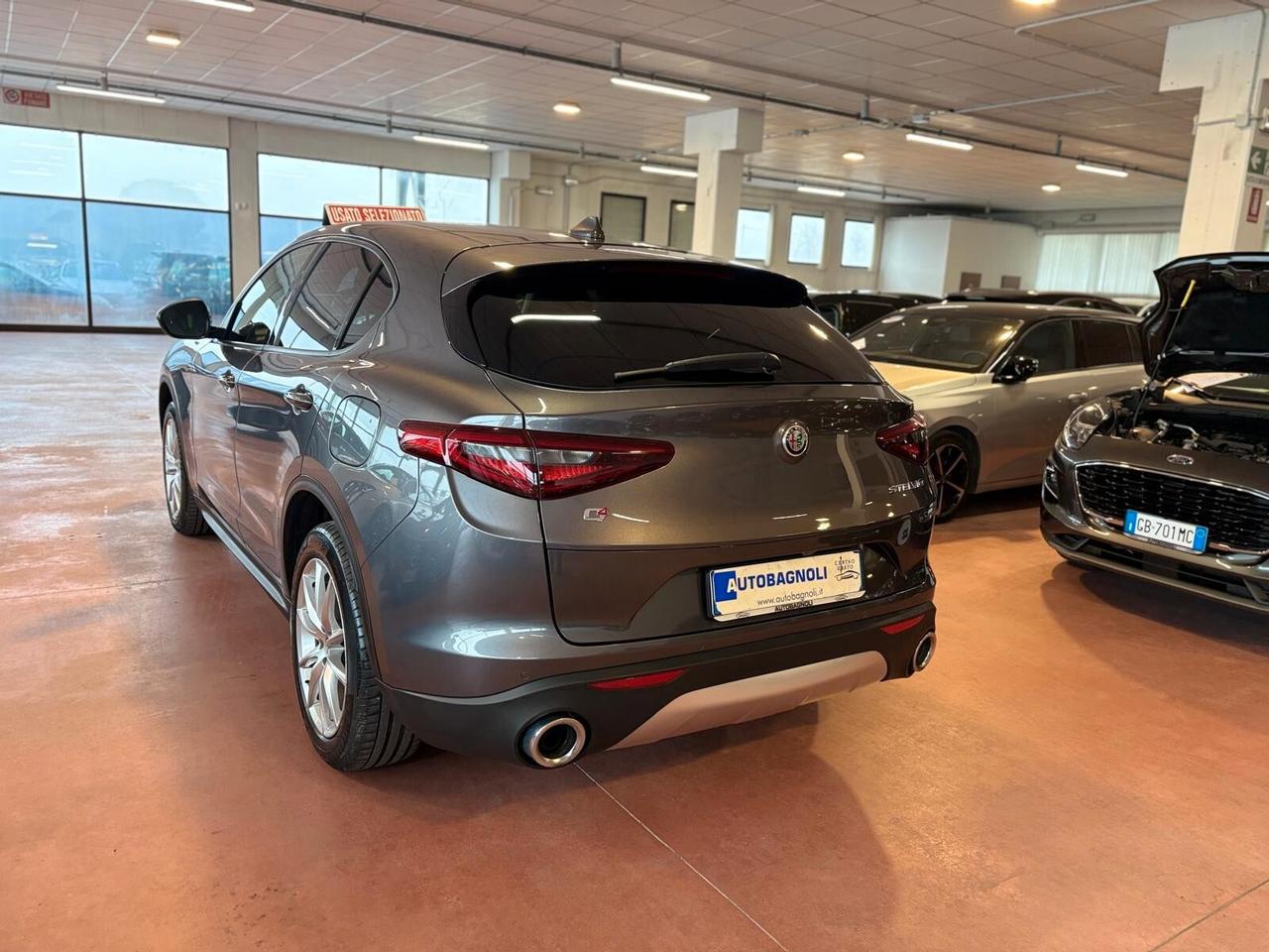 Alfa Romeo Stelvio EXECUTIVE 2.2 Turbodiesel AT8 Q4 70000 KM