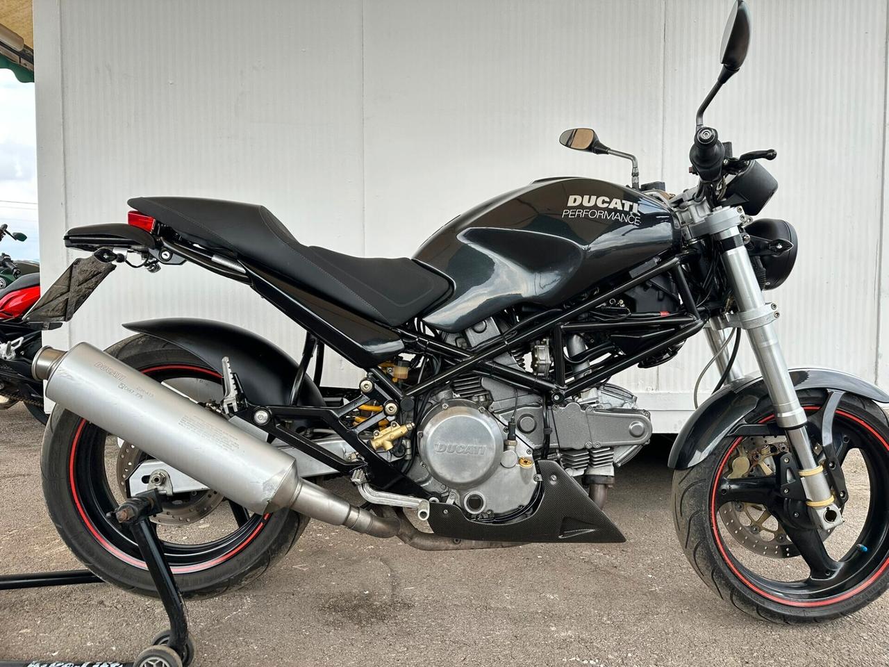 Ducati Monster 600 - 2001