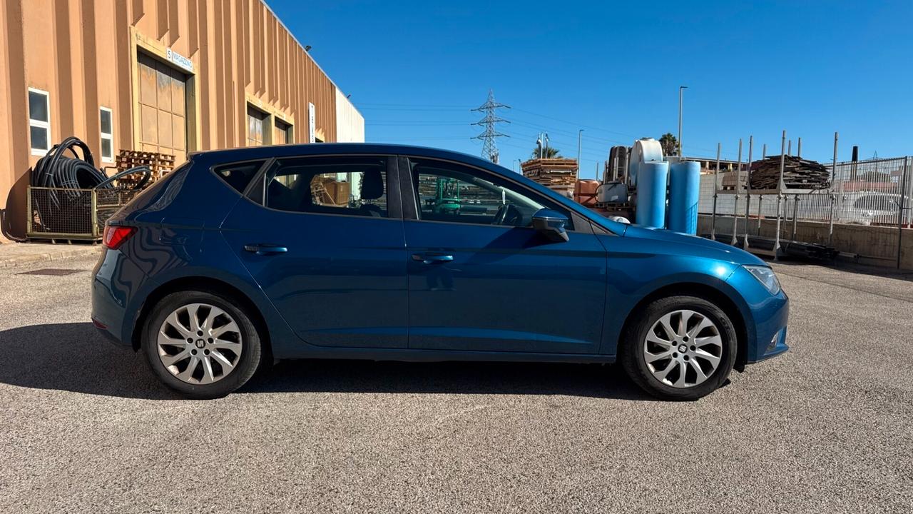 Seat Leon 1.6 TDI 105 CV DSG 5P - 2015