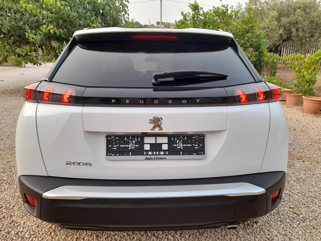Peugeot 2008 BlueHDi 110 S&S Allure Pack