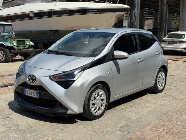 TOYOTA Aygo 1.0 VVT-i 72 CV 5 porte x-business MMT