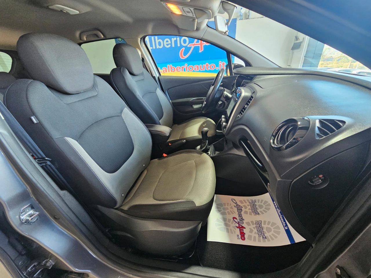 Renault Captur 1.5 dci Zen (live) 90cv E6