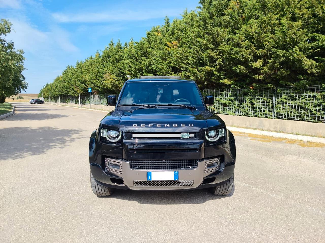 Land Rover Defender 110 3.0D I6 250 CV AWD Auto X-Dynamic HSE 7P.