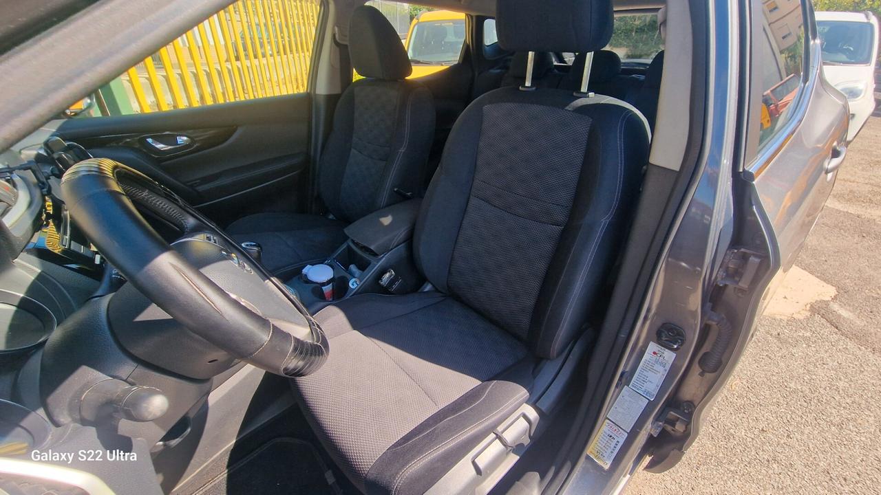 Nissan Qashqai 1.5 dCi Visia