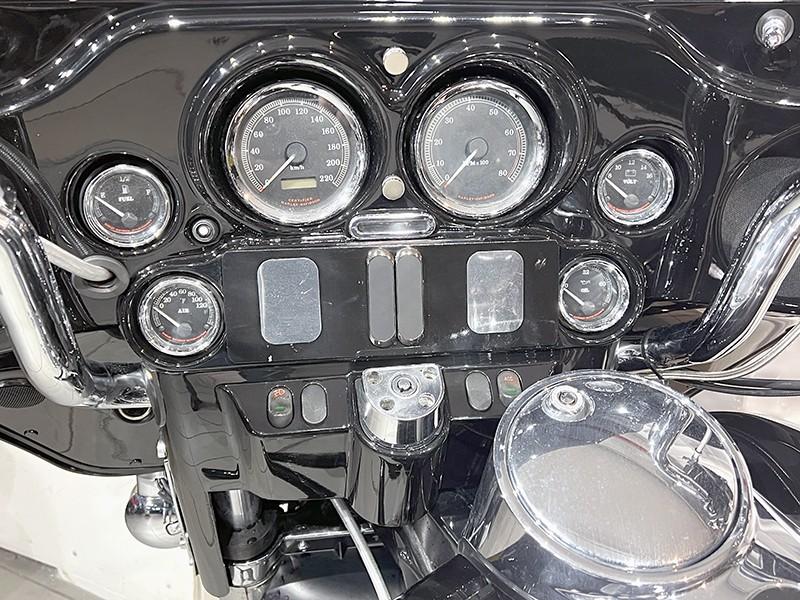 Harley Davidson Electra Glide Standard 1450 FLHT