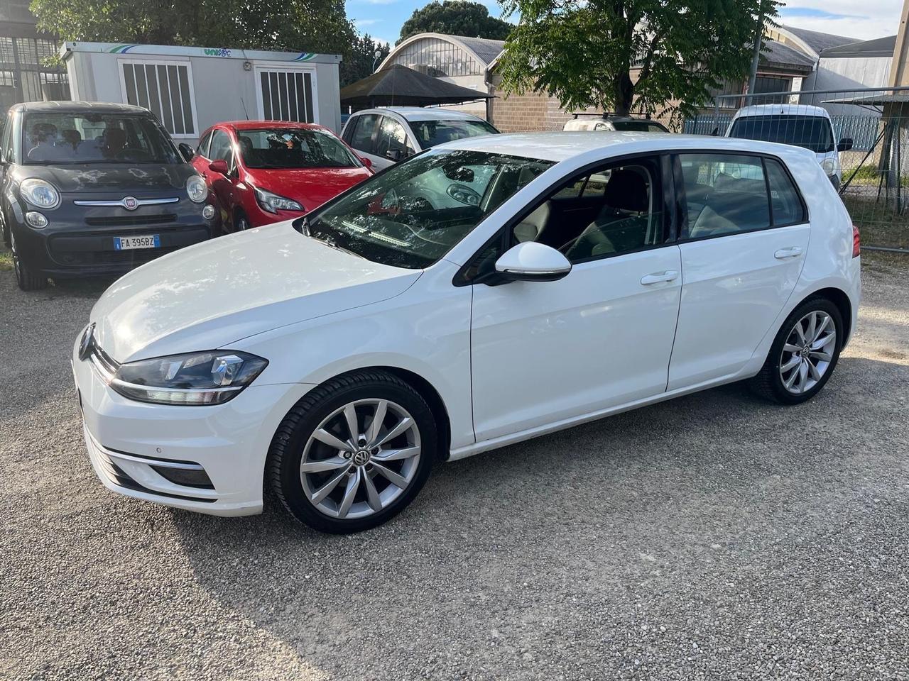 Volkswagen Golf 2.0 TDI DSG 5p. Highline BlueMotion Technology