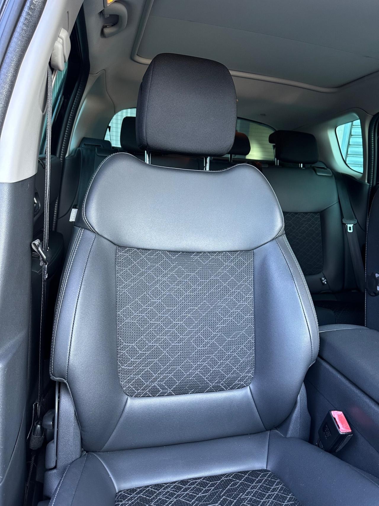 Peugeot 3008 1.6 BlueHDi 120cv EAT6 S&S Allure
