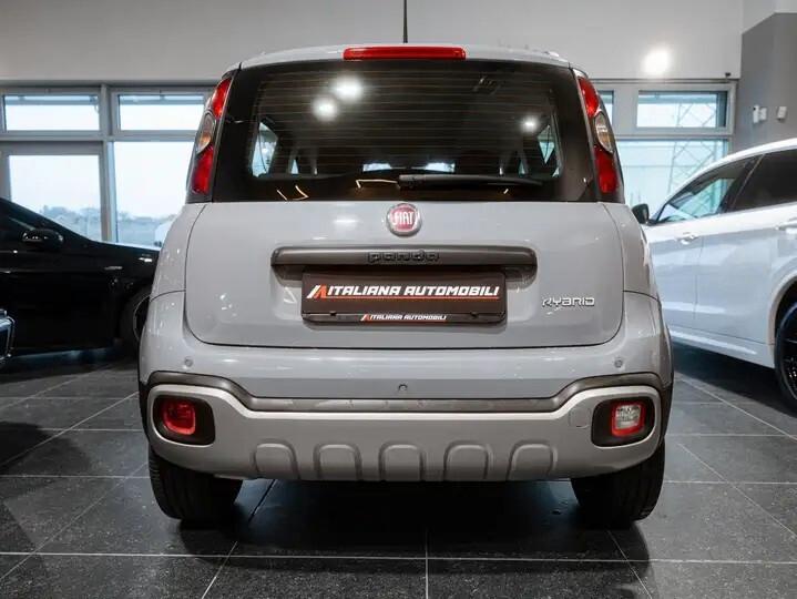 Fiat Panda Cross 1.0 FireFly Hybrid – Compatta, Robusta e Ibrida ️️