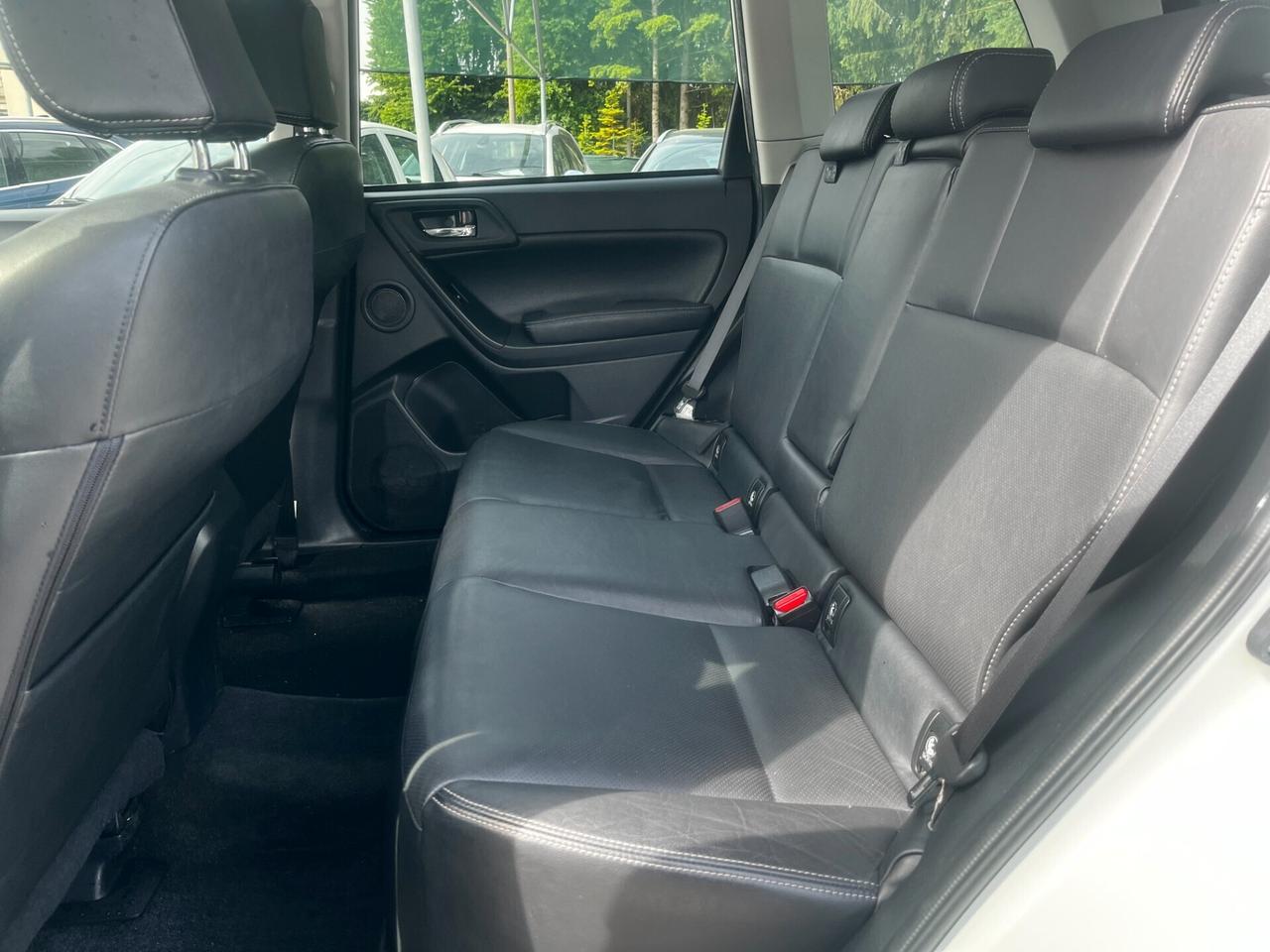 Forester 2.0D Exclusive