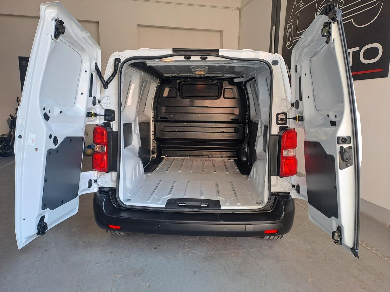 Opel Vivaro 1.5 Diesel 100CV S&S PL-TN M Furgone Enjoy