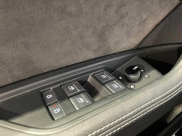 Audi e-tron 313CV (Batt.71kWh) Autom. quattro S-line