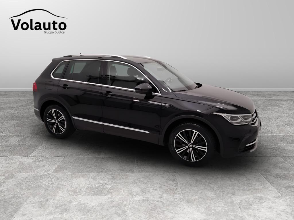 VOLKSWAGEN Tiguan II 2021 - Tiguan 2.0 tdi Elegance 150cv dsg