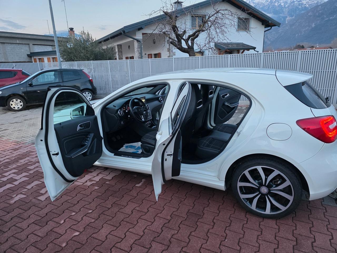 Mercedes-benz A 180 CDI Premium