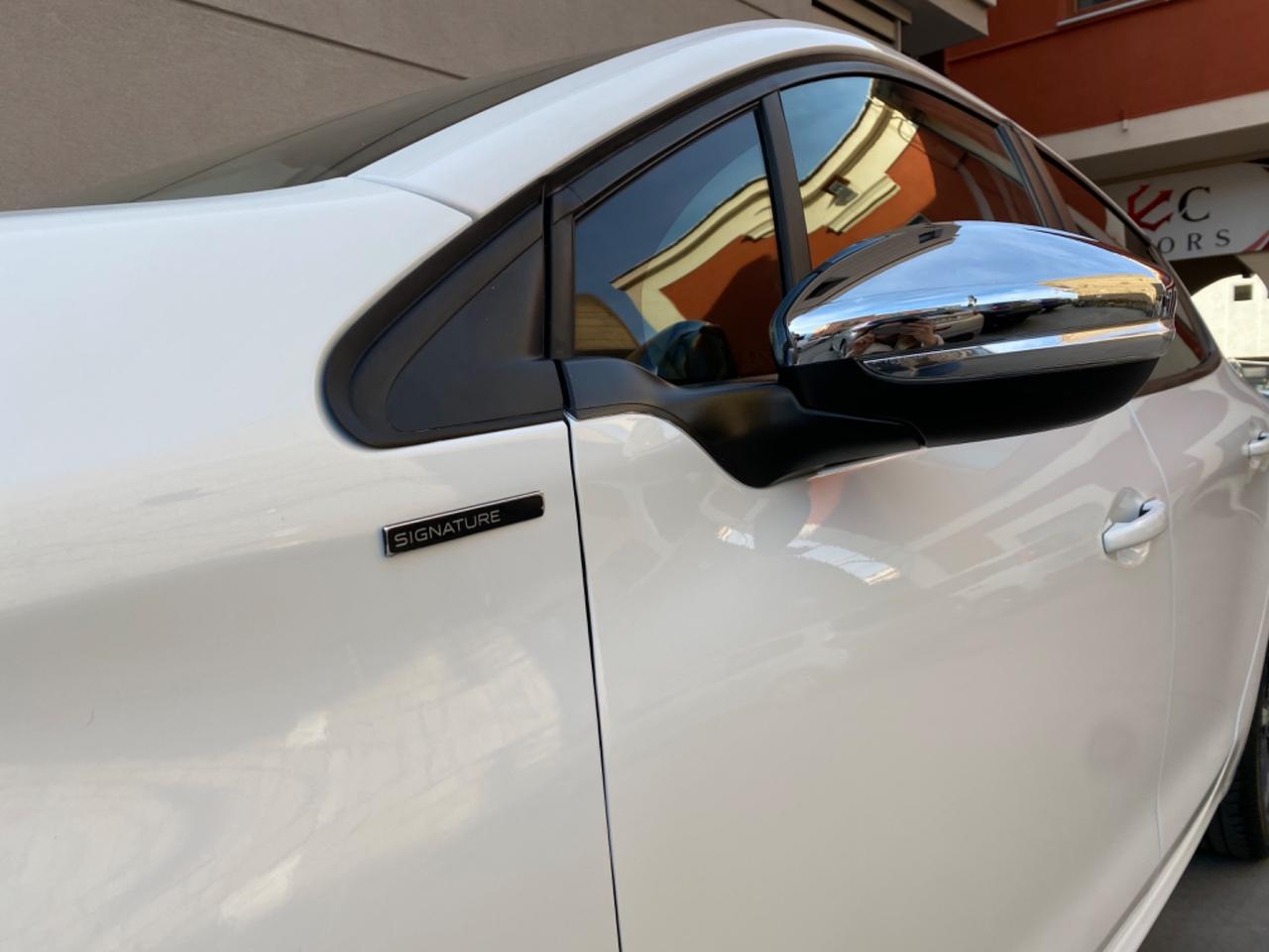 Peugeot 208 1.2 Benzina Signature