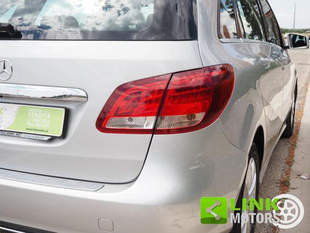 MERCEDES-BENZ B 180 d Automatic Executive
